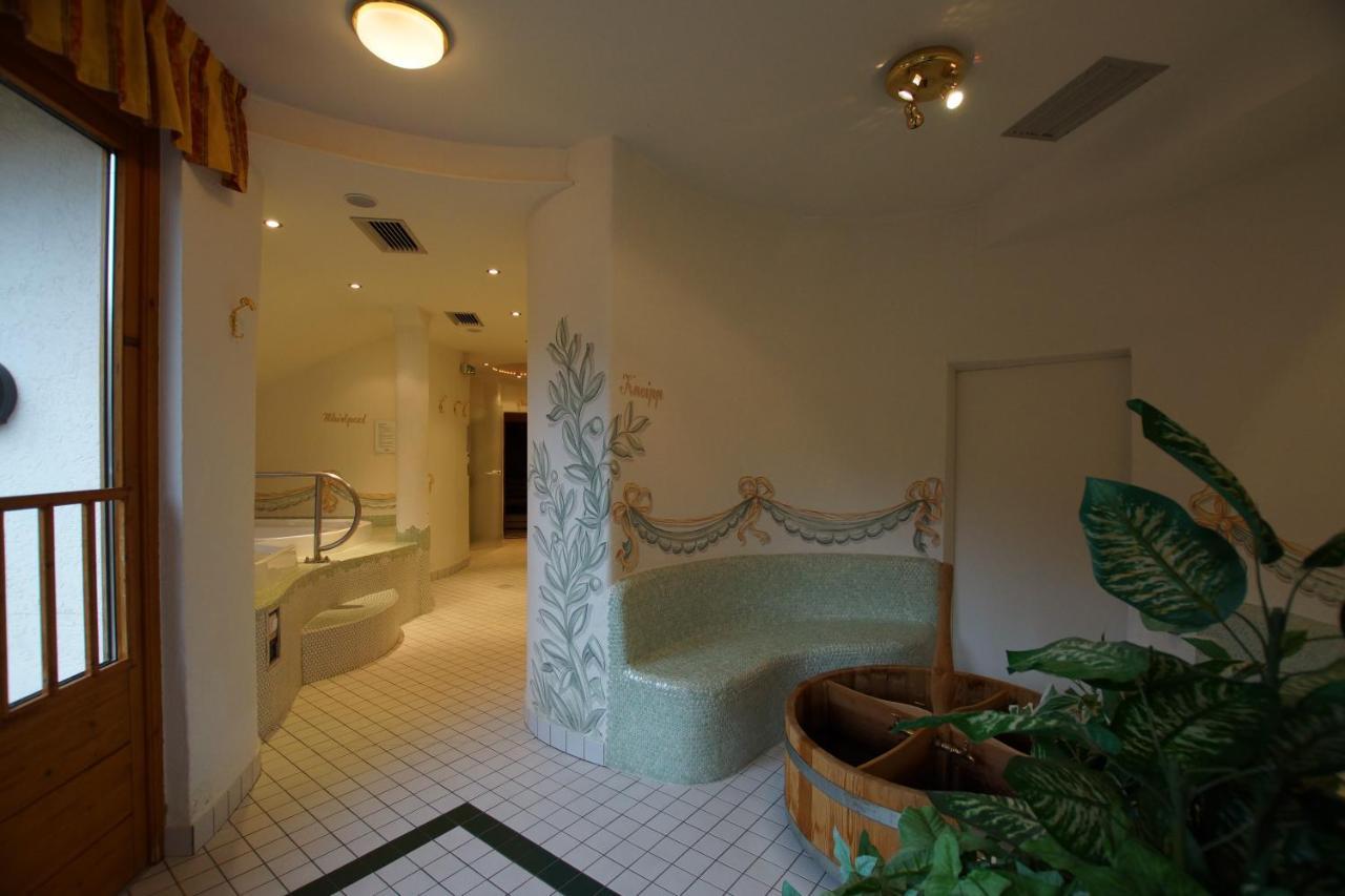 Hotel Neuwirt マウテルンドルフ 部屋 写真