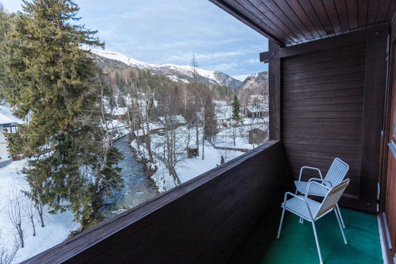 Hotel Neuwirt マウテルンドルフ エクステリア 写真