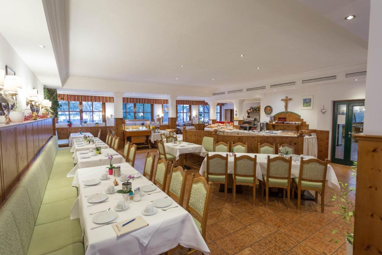Hotel Neuwirt マウテルンドルフ エクステリア 写真