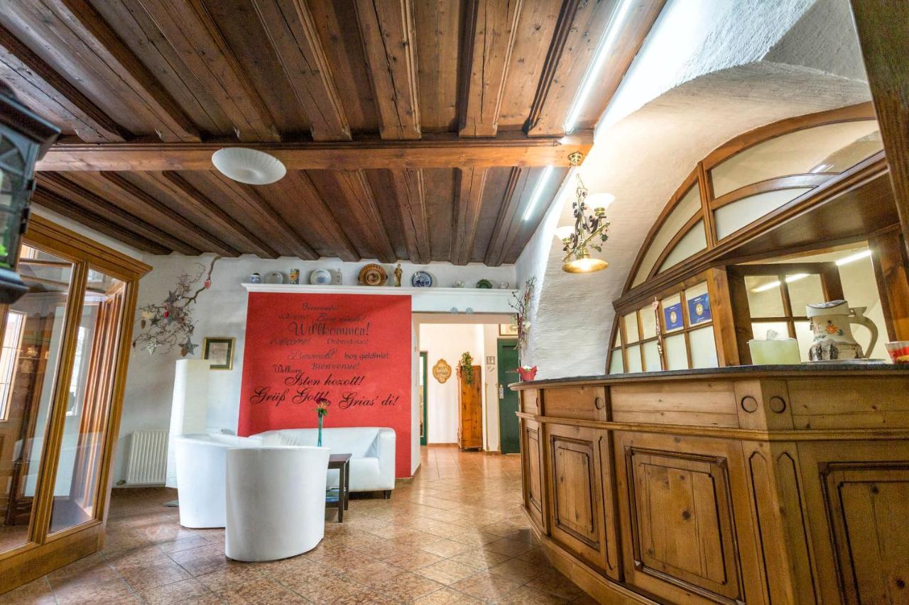 Hotel Neuwirt マウテルンドルフ エクステリア 写真